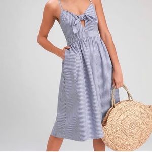 Lulu’s Midi Tie-front Joyful Dress